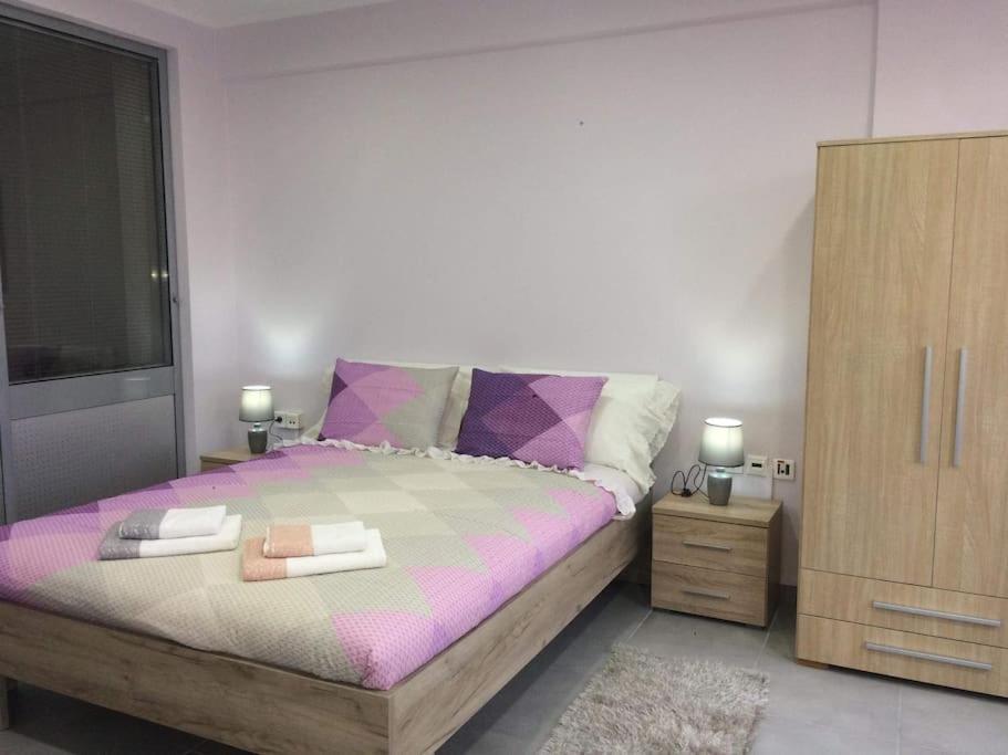 Cozy Apartment Near To The Airport Kouvarás Buitenkant foto